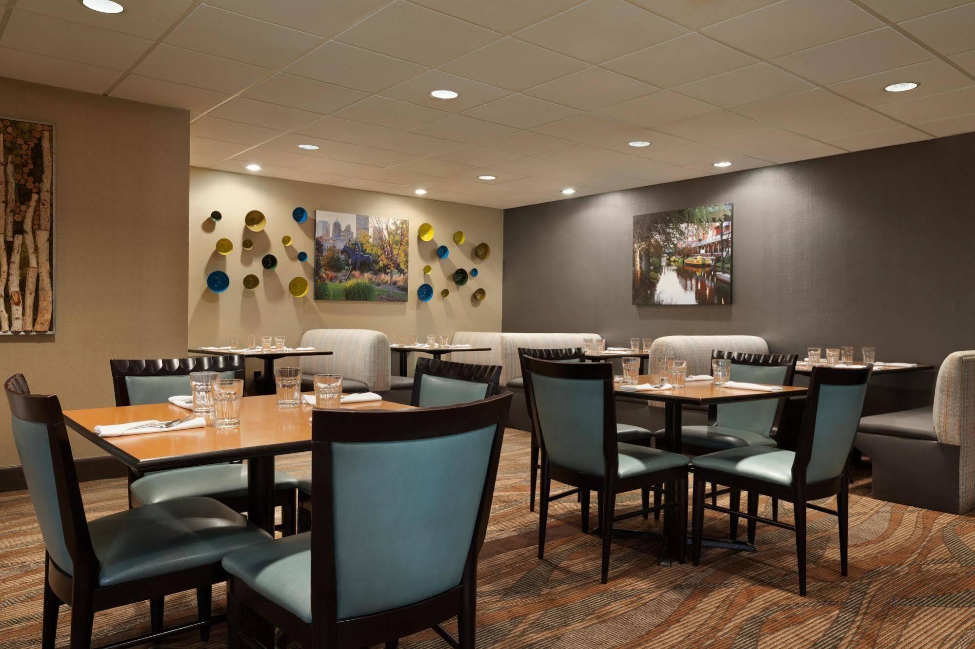 Embassy Suites By Hilton Oklahoma City Will Rogers Airport מראה חיצוני תמונה