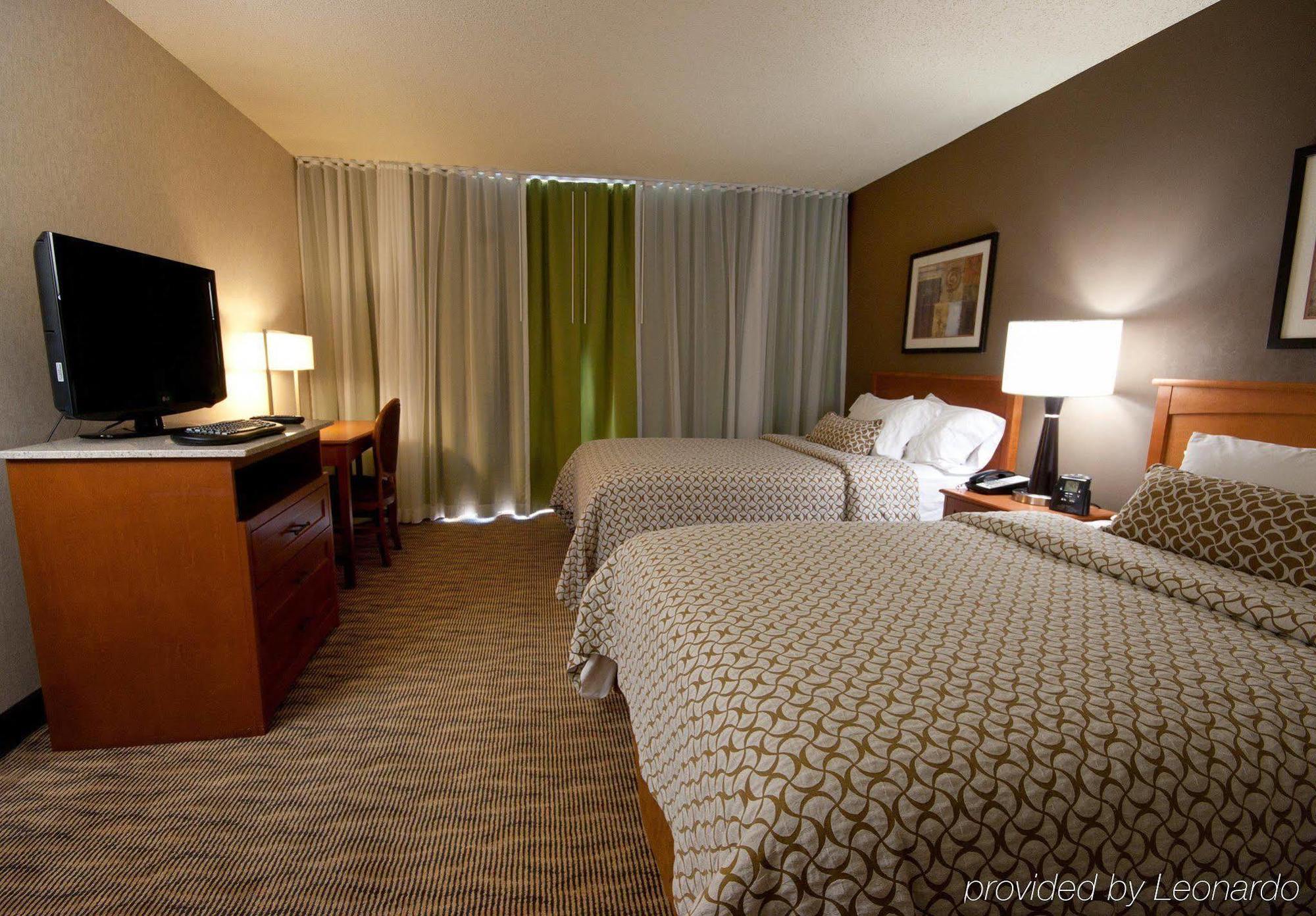 Embassy Suites By Hilton Oklahoma City Will Rogers Airport חדר תמונה