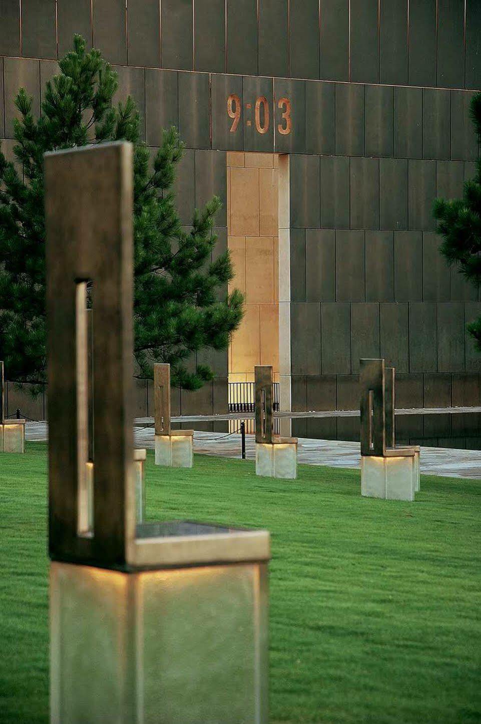 Embassy Suites By Hilton Oklahoma City Will Rogers Airport שירותים תמונה
